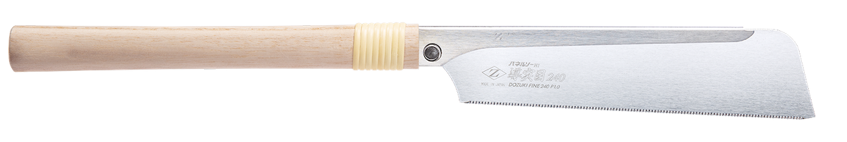 細かな加工に使われる精密作業用のこぎり